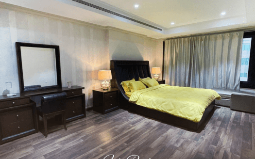 Live the High Life in a Luxurious 1-bedroom Apartment in Porto Arabia